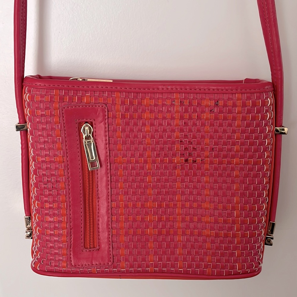 Samoe Style Crossbody Convertible Wover Purse Handbag. Tangerine & Berry Pink.